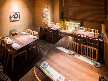 名駅別邸 テーブルイメージ